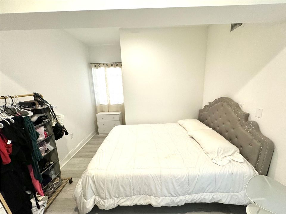 For Rent: $2,100 (1 beds, 1 baths, 487 Square Feet)