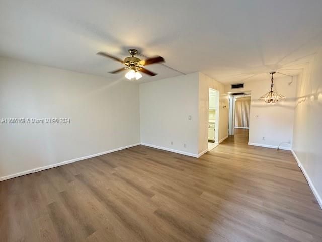 For Rent: $1,650 (1 beds, 1 baths, 685 Square Feet)