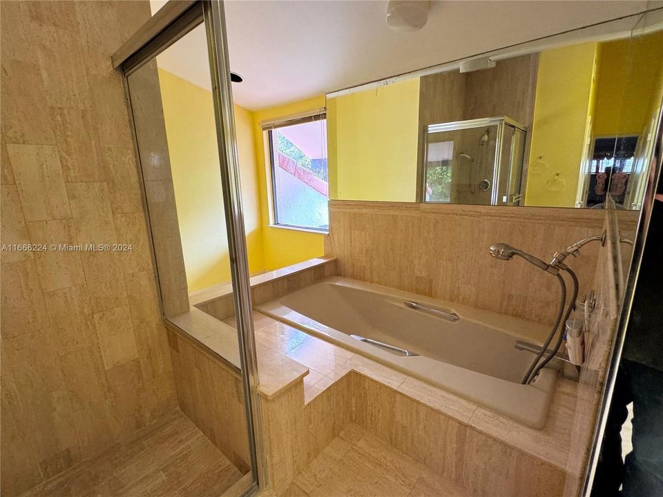 En Venta: $1,850,000 (3 camas, 4 baños, 3493 Pies cuadrados)