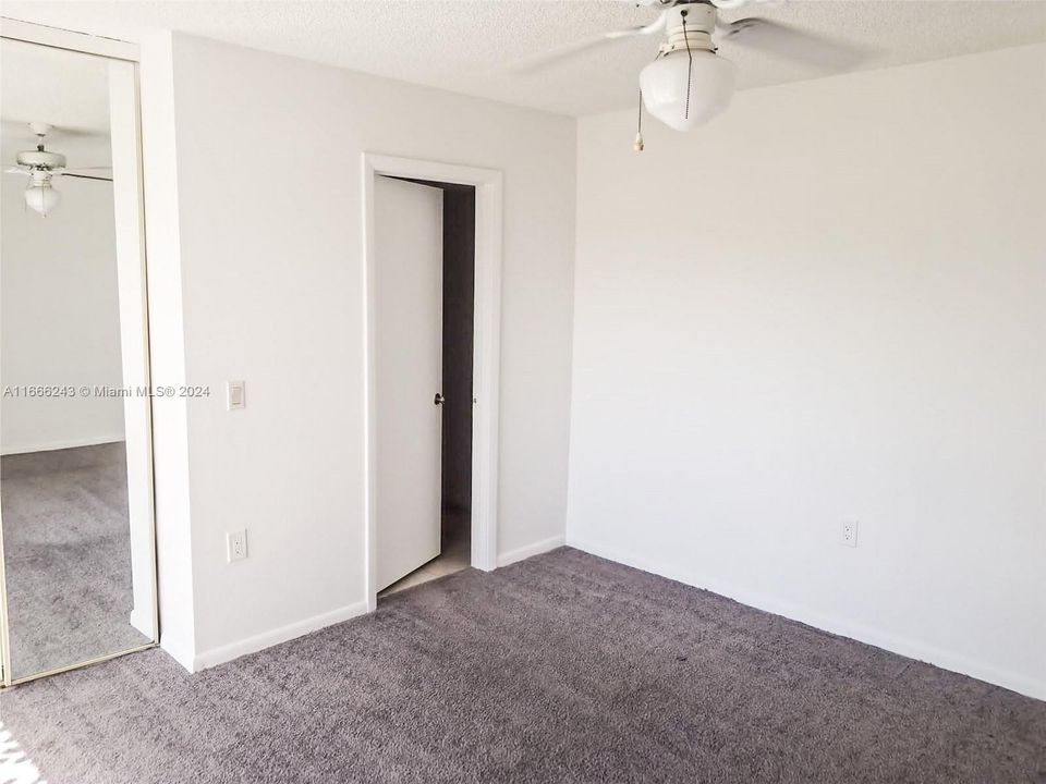 For Rent: $1,900 (2 beds, 2 baths, 1236 Square Feet)