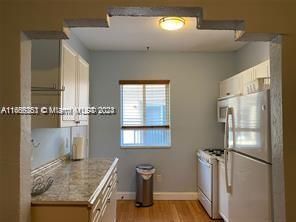 For Rent: $2,000 (1 beds, 1 baths, 789 Square Feet)