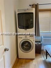 For Rent: $2,000 (1 beds, 1 baths, 789 Square Feet)