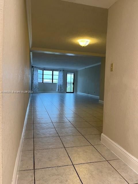 For Rent: $2,550 (2 beds, 2 baths, 1596 Square Feet)