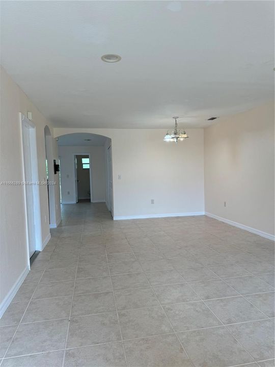 Active With Contract: $3,300 (4 beds, 2 baths, 1652 Square Feet)