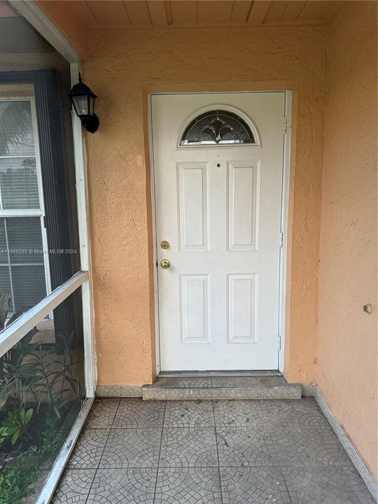 For Rent: $2,300 (0 beds, 2 baths, 2294 Square Feet)