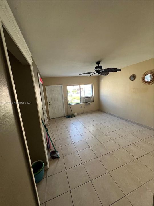 For Rent: $1,750 (1 beds, 1 baths, 0 Square Feet)