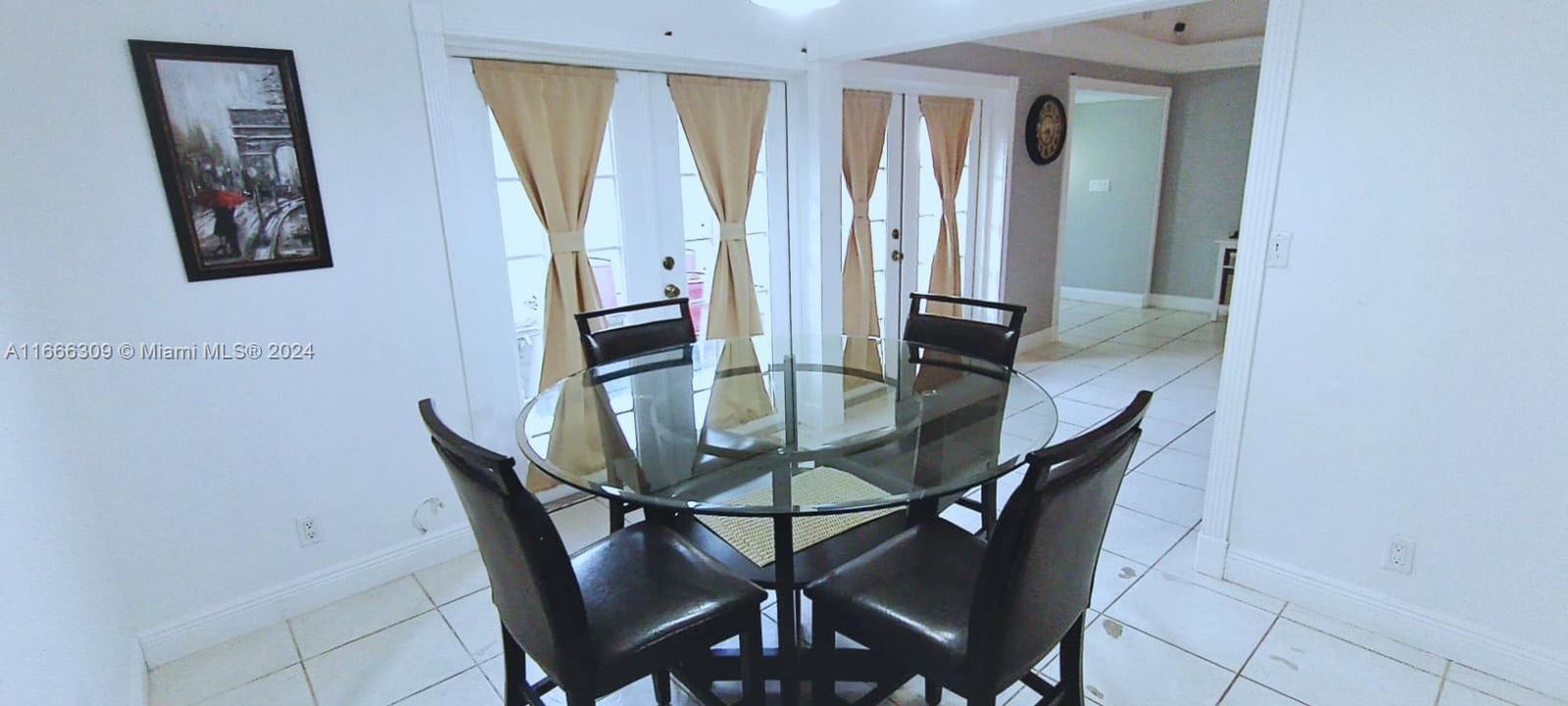 En Venta: $539,995 (3 camas, 2 baños, 1836 Pies cuadrados)