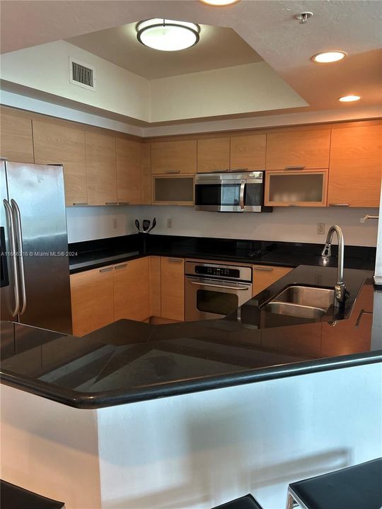 For Rent: $3,299 (2 beds, 2 baths, 1743 Square Feet)