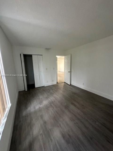 For Sale: $184,900 (2 beds, 2 baths, 1014 Square Feet)