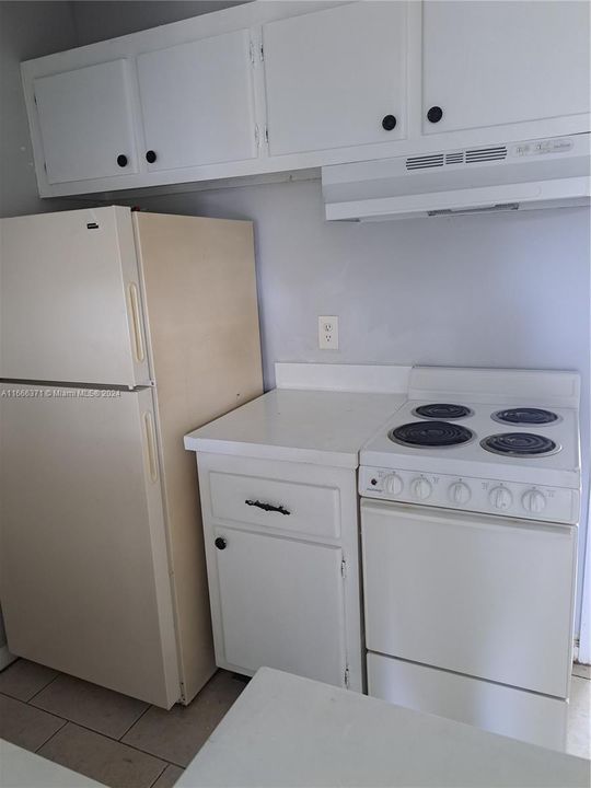 For Rent: $1,600 (1 beds, 1 baths, 495 Square Feet)