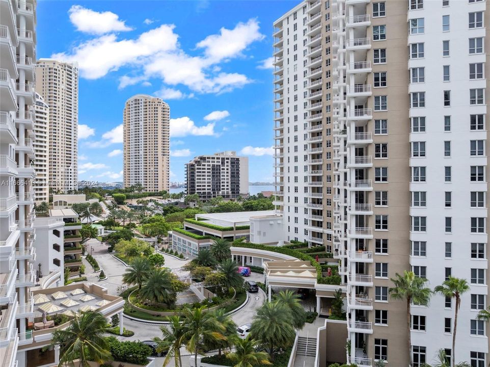 For Sale: $1,199,000 (3 beds, 2 baths, 1573 Square Feet)