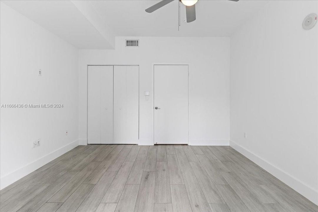 For Rent: $3,850 (2 beds, 2 baths, 1174 Square Feet)