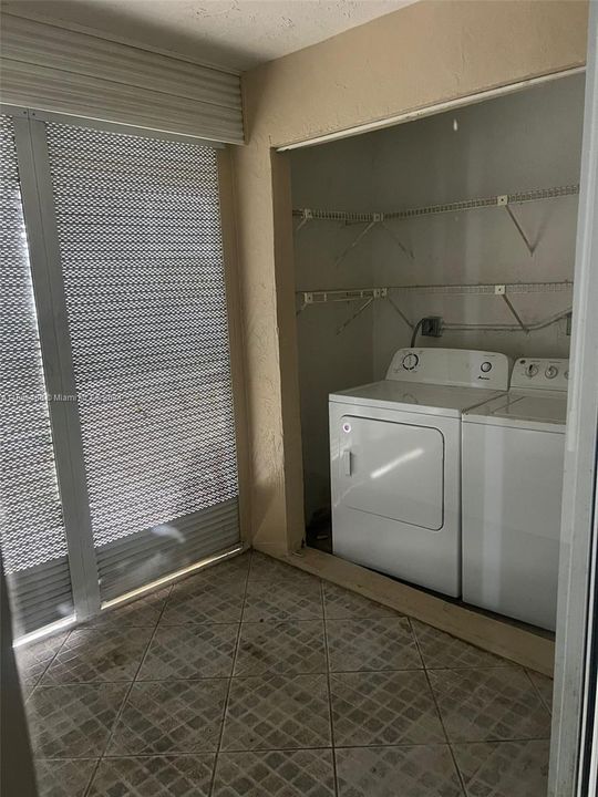 En Venta: $255,000 (2 camas, 2 baños, 1060 Pies cuadrados)