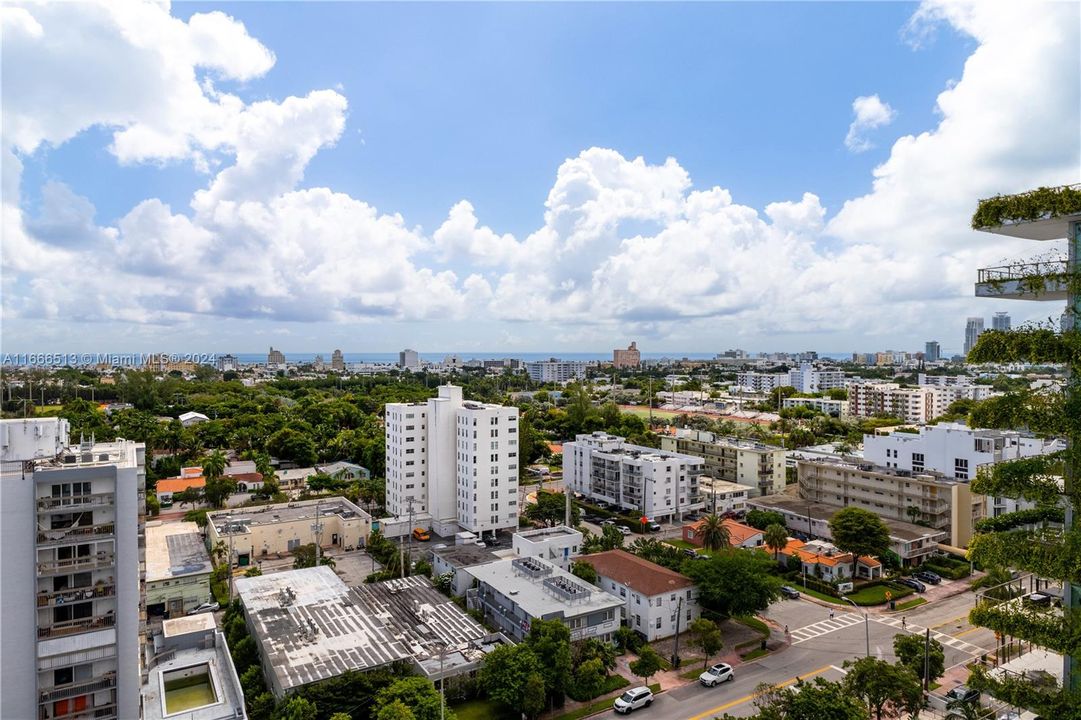 For Sale: $1,200,000 (2 beds, 2 baths, 1262 Square Feet)