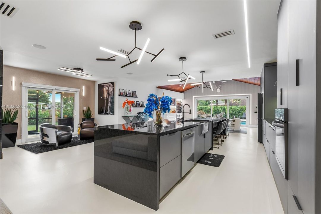 For Sale: $1,850,000 (4 beds, 3 baths, 3499 Square Feet)