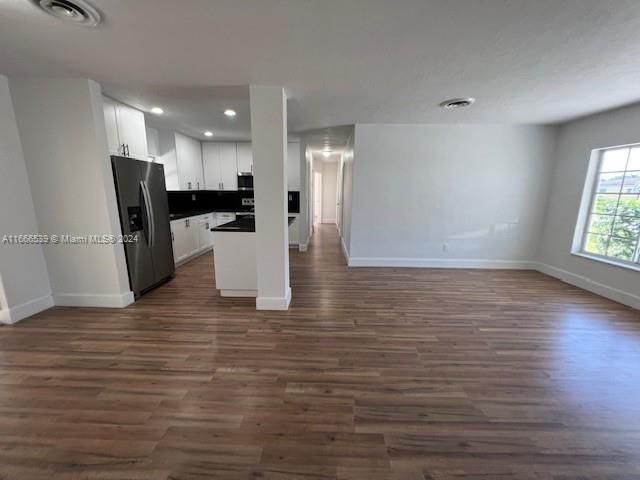 For Rent: $3,770 (4 beds, 2 baths, 1549 Square Feet)