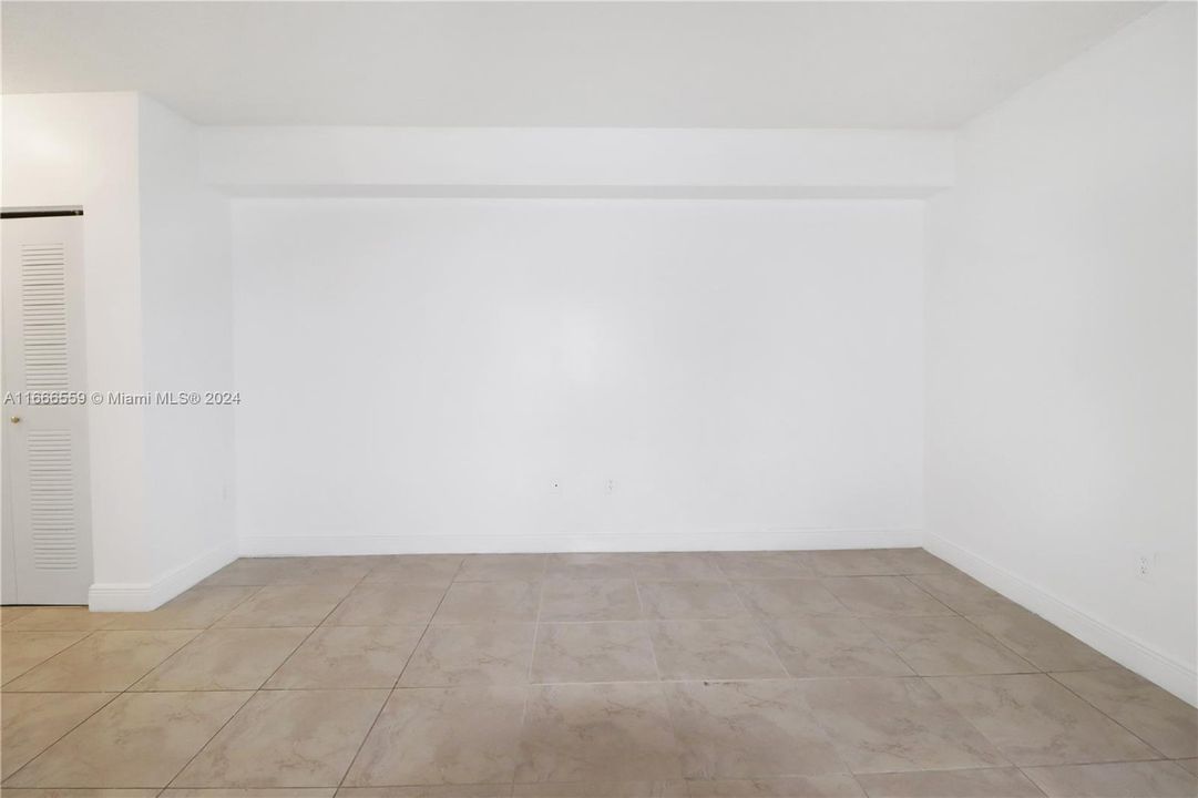 For Rent: $2,650 (2 beds, 2 baths, 1080 Square Feet)