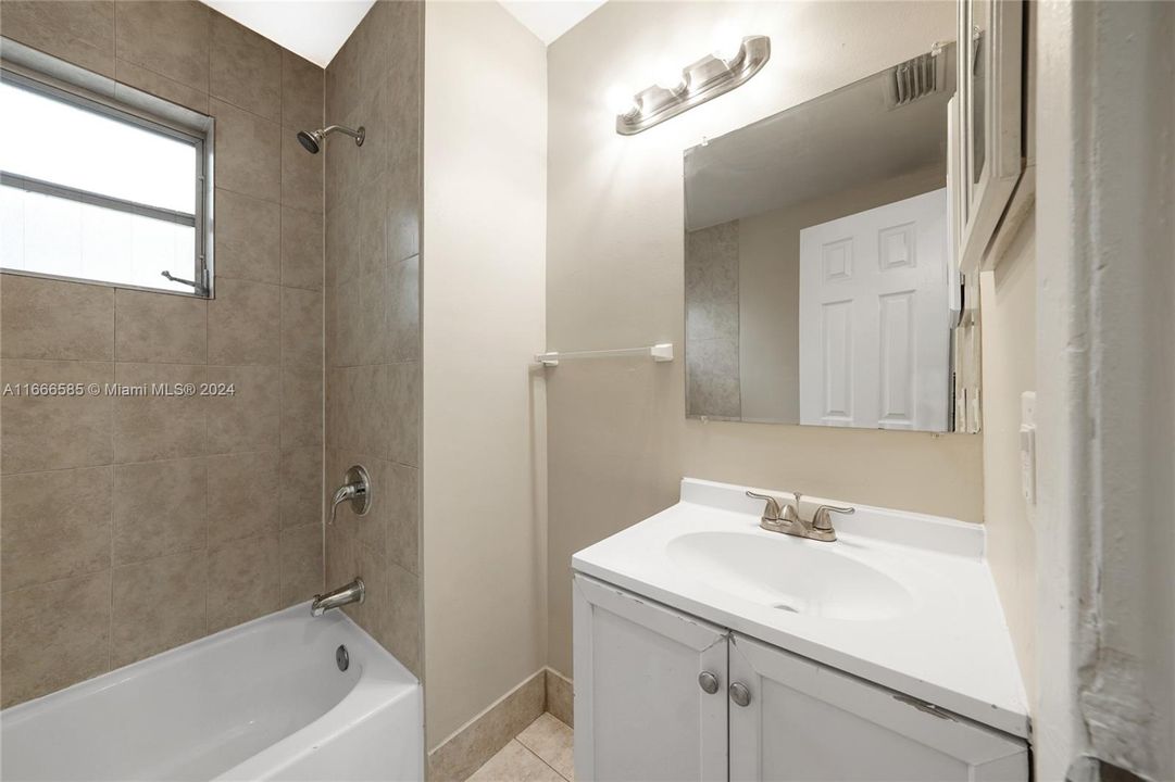 For Sale: $485,900 (3 beds, 2 baths, 1443 Square Feet)