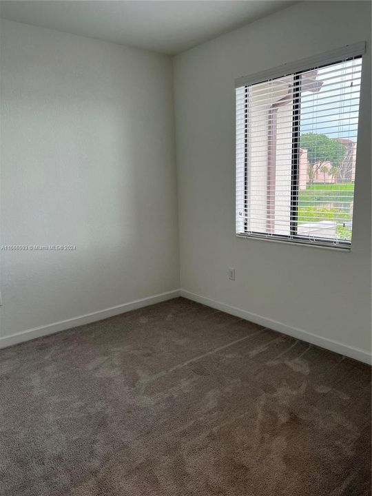 For Rent: $3,300 (3 beds, 2 baths, 1378 Square Feet)