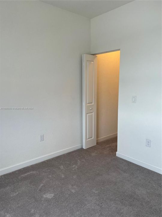 For Rent: $3,300 (3 beds, 2 baths, 1378 Square Feet)