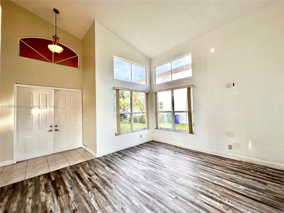 Foyer & Living Room