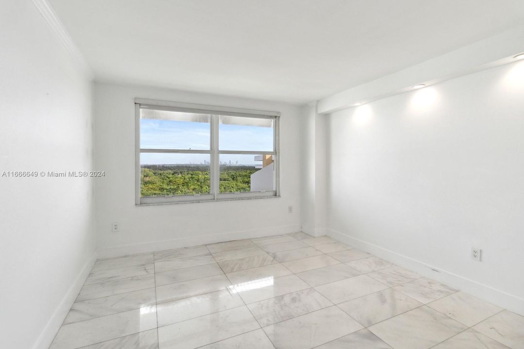 Active With Contract: $6,500 (2 beds, 2 baths, 1260 Square Feet)