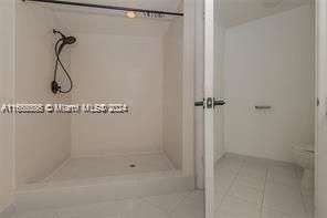 For Rent: $3,300 (2 beds, 2 baths, 1262 Square Feet)