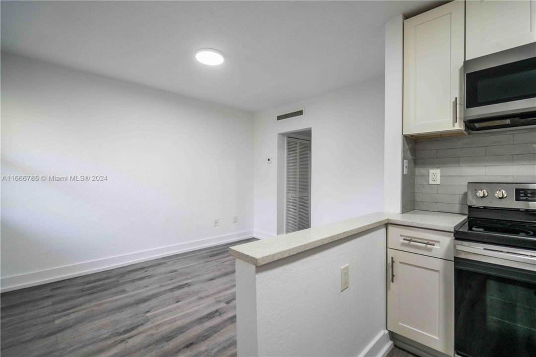 For Rent: $1,750 (1 beds, 1 baths, 505 Square Feet)