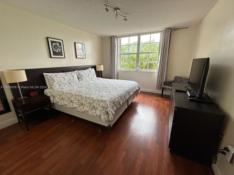 Spacious Master bedroom