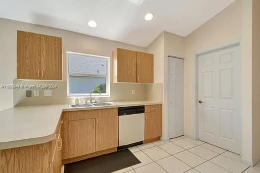 For Sale: $425,000 (2 beds, 2 baths, 0 Square Feet)