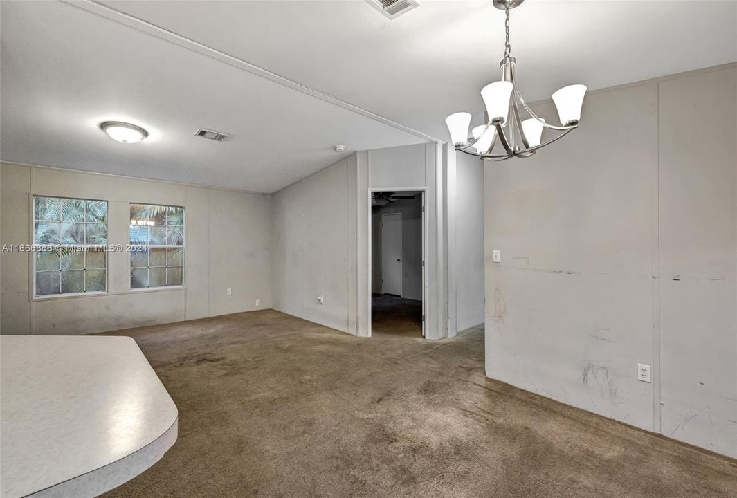 For Sale: $229,900 (3 beds, 2 baths, 1344 Square Feet)