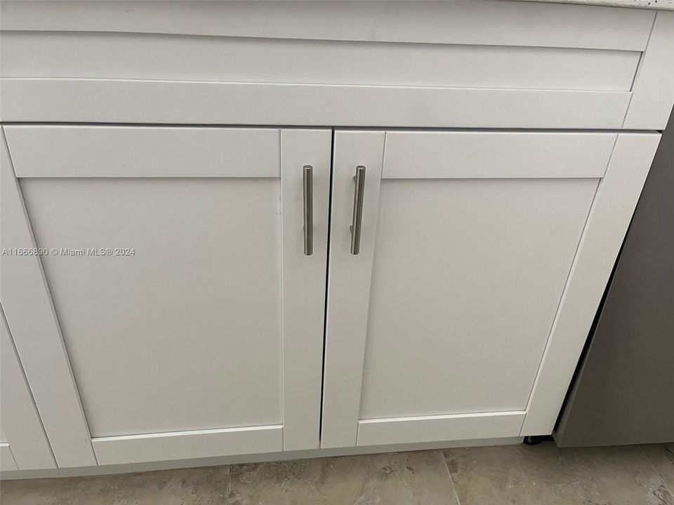 kitchen cabinet