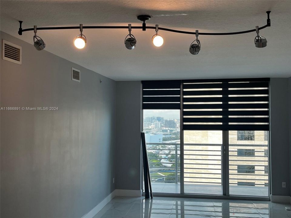 For Rent: $4,000 (2 beds, 2 baths, 1105 Square Feet)