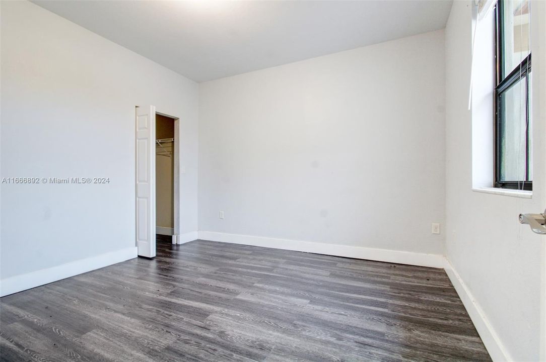 For Rent: $3,300 (3 beds, 2 baths, 1592 Square Feet)