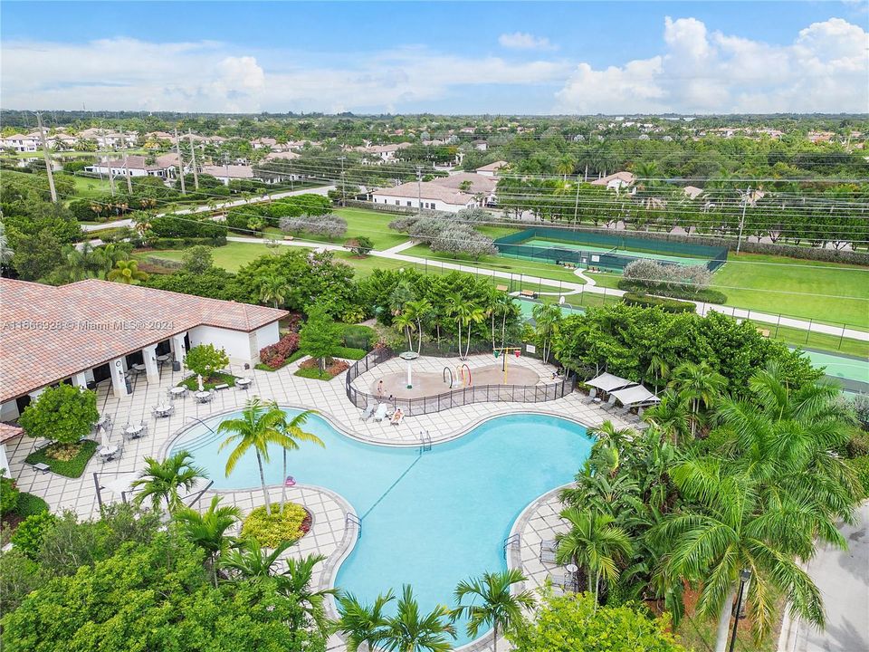 Clubhouse Pool