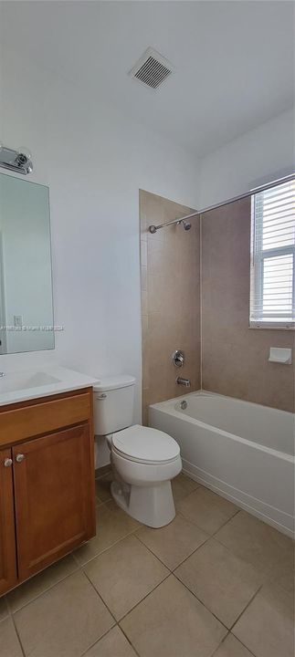 For Rent: $2,100 (2 beds, 2 baths, 1290 Square Feet)