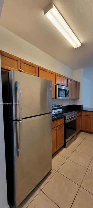 For Rent: $2,100 (2 beds, 2 baths, 1290 Square Feet)