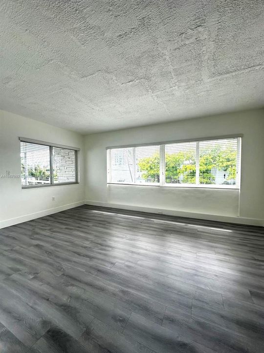 Recently Rented: $2,000 (1 beds, 1 baths, 0 Square Feet)