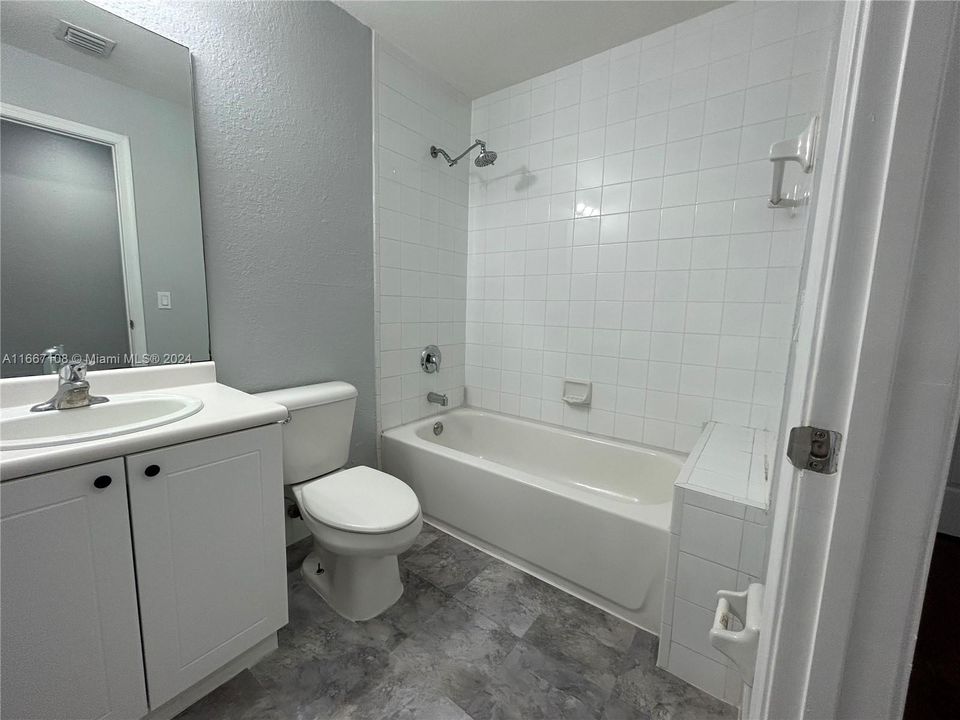 For Rent: $2,218 (3 beds, 3 baths, 1423 Square Feet)