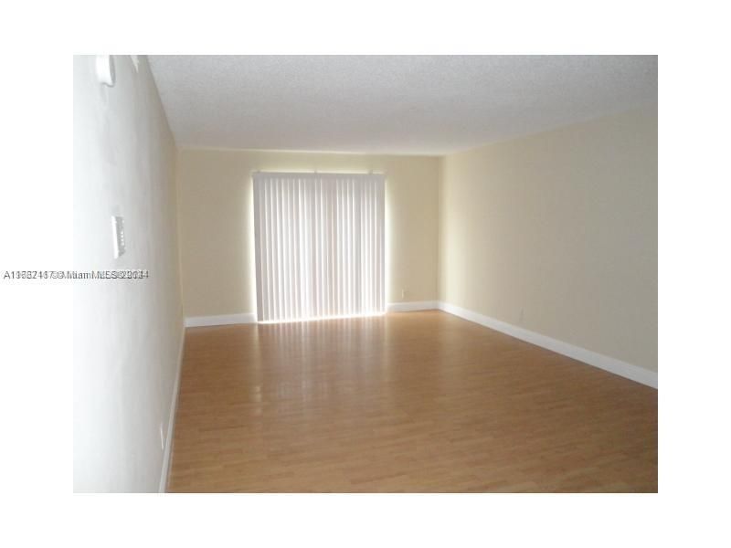 For Sale: $189,000 (2 beds, 2 baths, 1119 Square Feet)