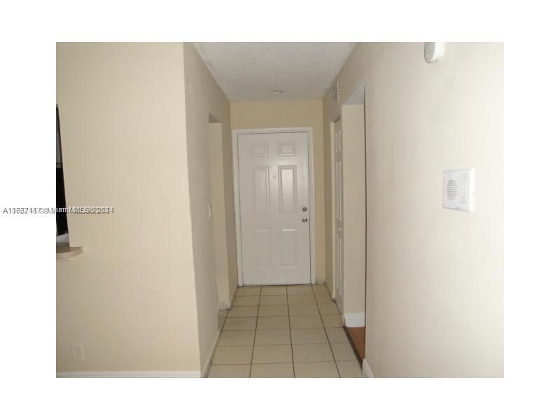 For Sale: $189,000 (2 beds, 2 baths, 1119 Square Feet)