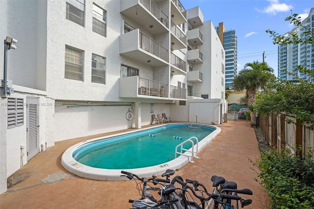 En Venta: $285,000 (1 camas, 1 baños, 680 Pies cuadrados)