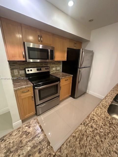 En Venta: $245,000 (1 camas, 1 baños, 742 Pies cuadrados)