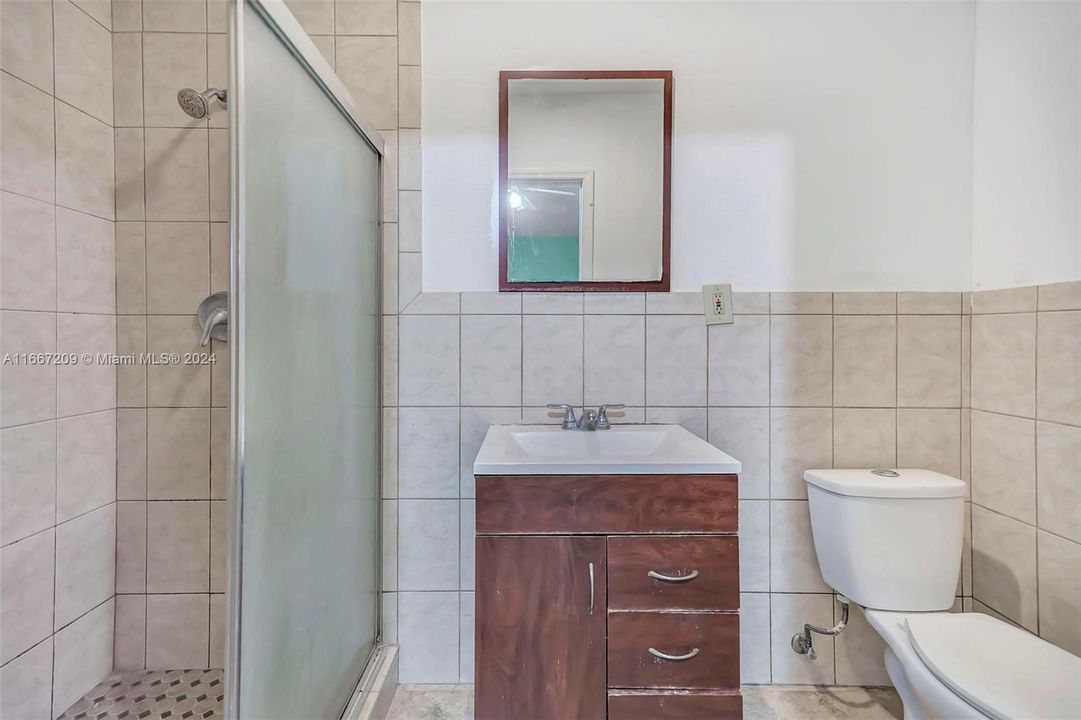 Bathroom inside guest quarters