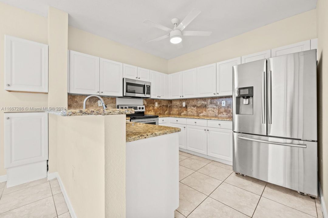 For Sale: $348,000 (3 beds, 2 baths, 1523 Square Feet)