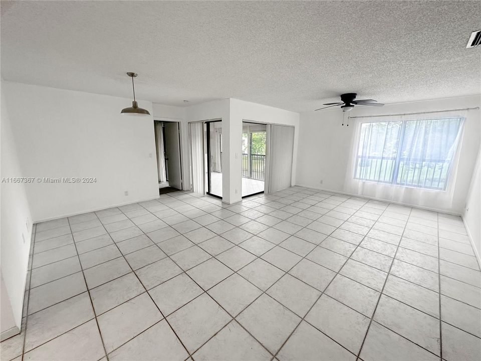 For Rent: $2,700 (3 beds, 2 baths, 1093 Square Feet)