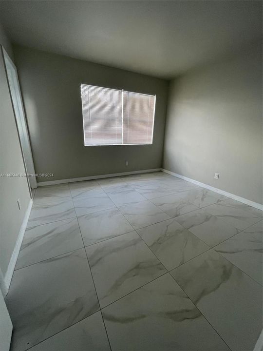 For Rent: $1,550 (1 beds, 1 baths, 600 Square Feet)