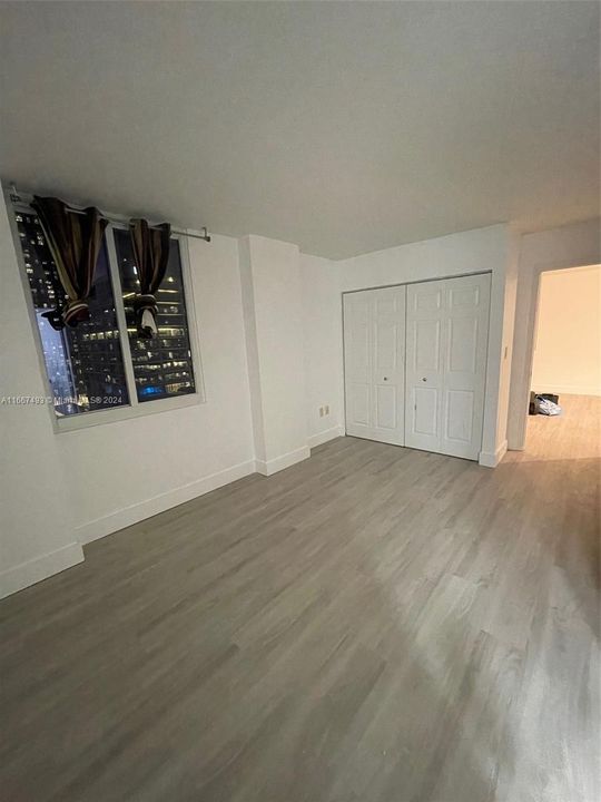 For Rent: $3,000 (2 beds, 2 baths, 914 Square Feet)