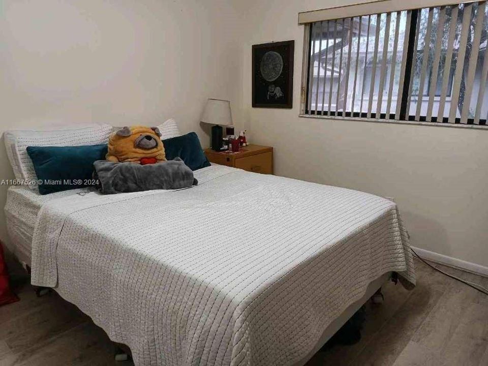 En Venta: $185,000 (2 camas, 2 baños, 1163 Pies cuadrados)