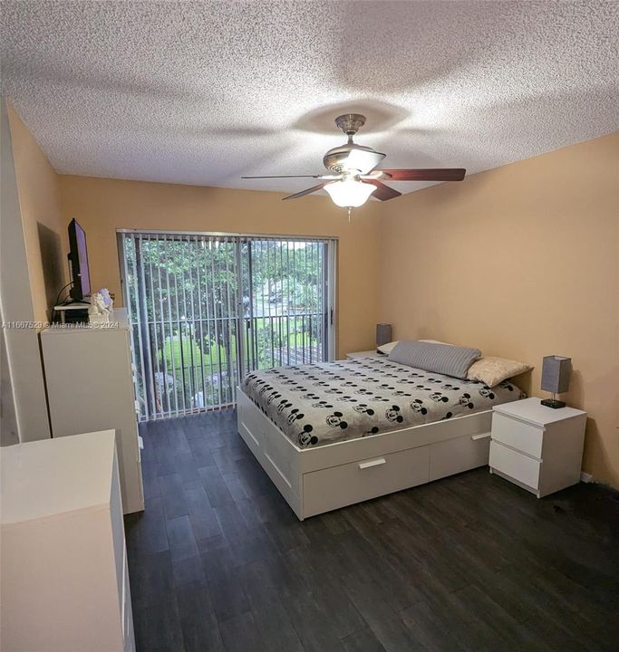 For Sale: $430,000 (2 beds, 2 baths, 1226 Square Feet)